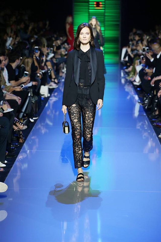 Elie Saab Ready-to-Wear Spring Summer 2016 Fashion Show